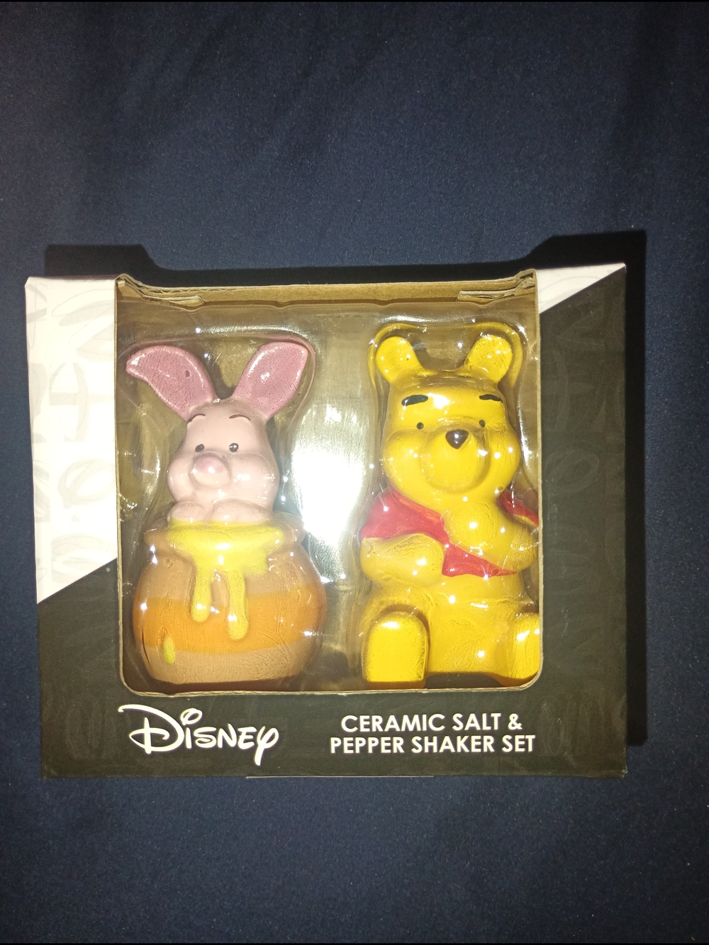Disney Winnie the Pooh & Piglet Ceramic Shaker Set - Yellow & Pink